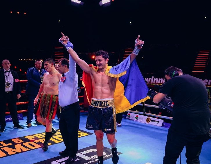 Ronald Gavril este al șaselea român campion mondial la box: un KO de 100.000 de euro